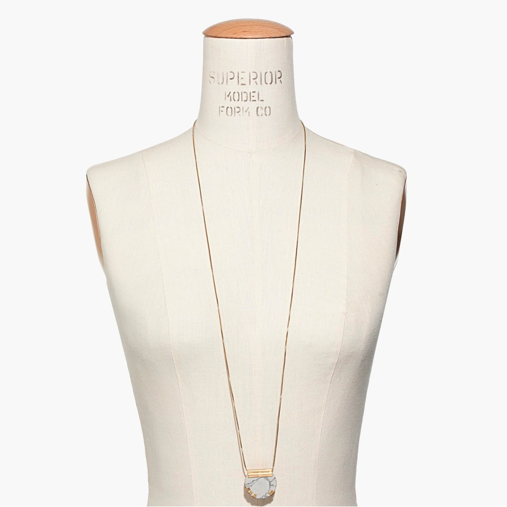 Madewell Marble Cat Claw necklace, EUC, no tarnishing